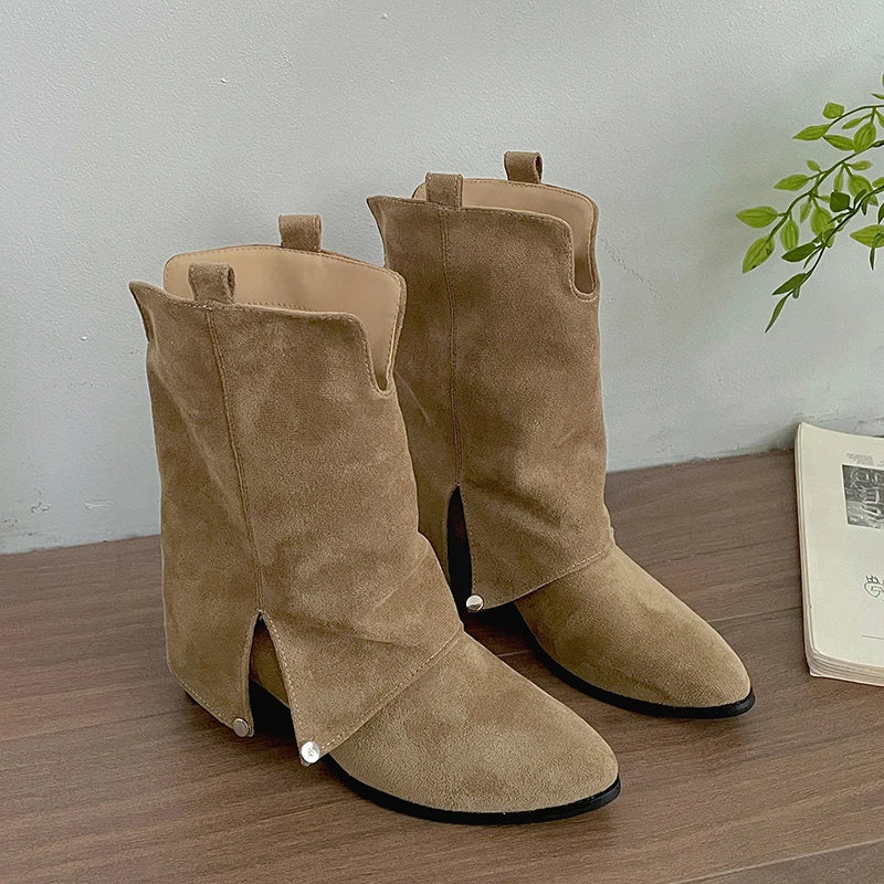 Nayosi Women’s Cowboy Boots – Short & Chic Design