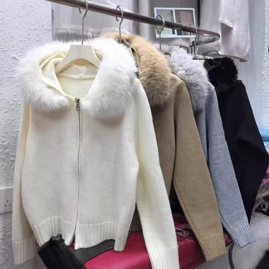 Retro Knitted Cardigan with Fur Collar – Winter Edition