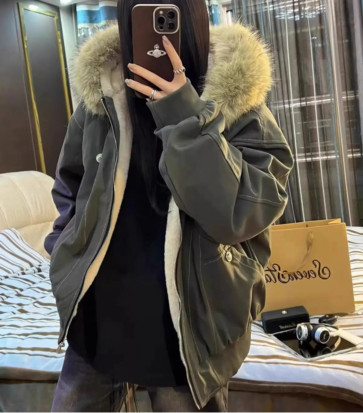 Retro Velvet Padded Jacket – Warm Winter Style