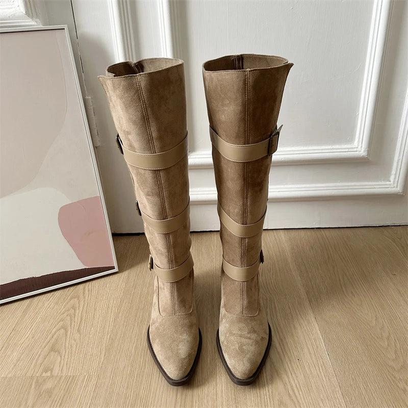 Women’s Belt Buckle High Boots – Party & Vintage Look