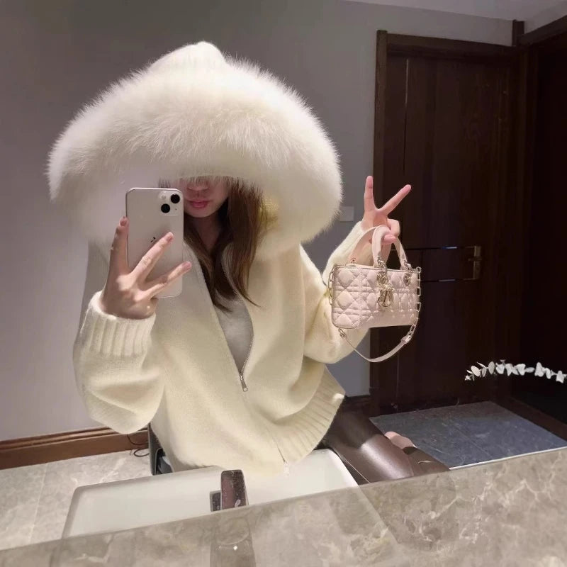 Retro Knitted Cardigan with Fur Collar – Winter Edition
