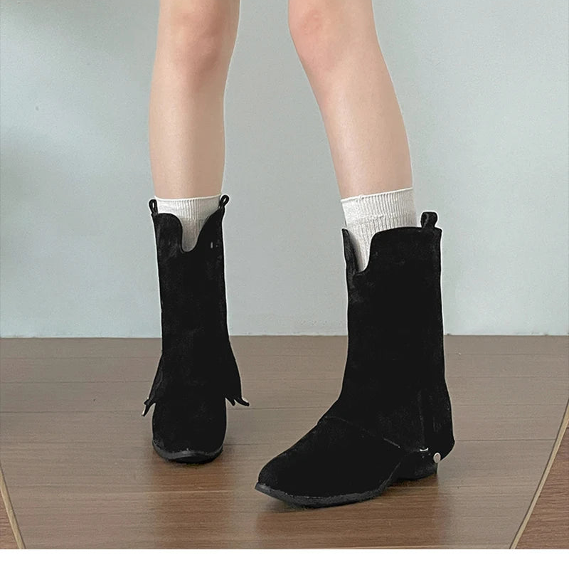Nayosi Women’s Cowboy Boots – Short & Chic Design